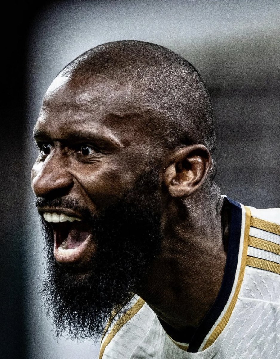 playgreenbr's tweet photo. @TNTSportsBR ELE É INEVITÁVEL

QUE ZAGUEIRAÇO ANTONIO RUDIGER https://t.co/mm4B67LVwa