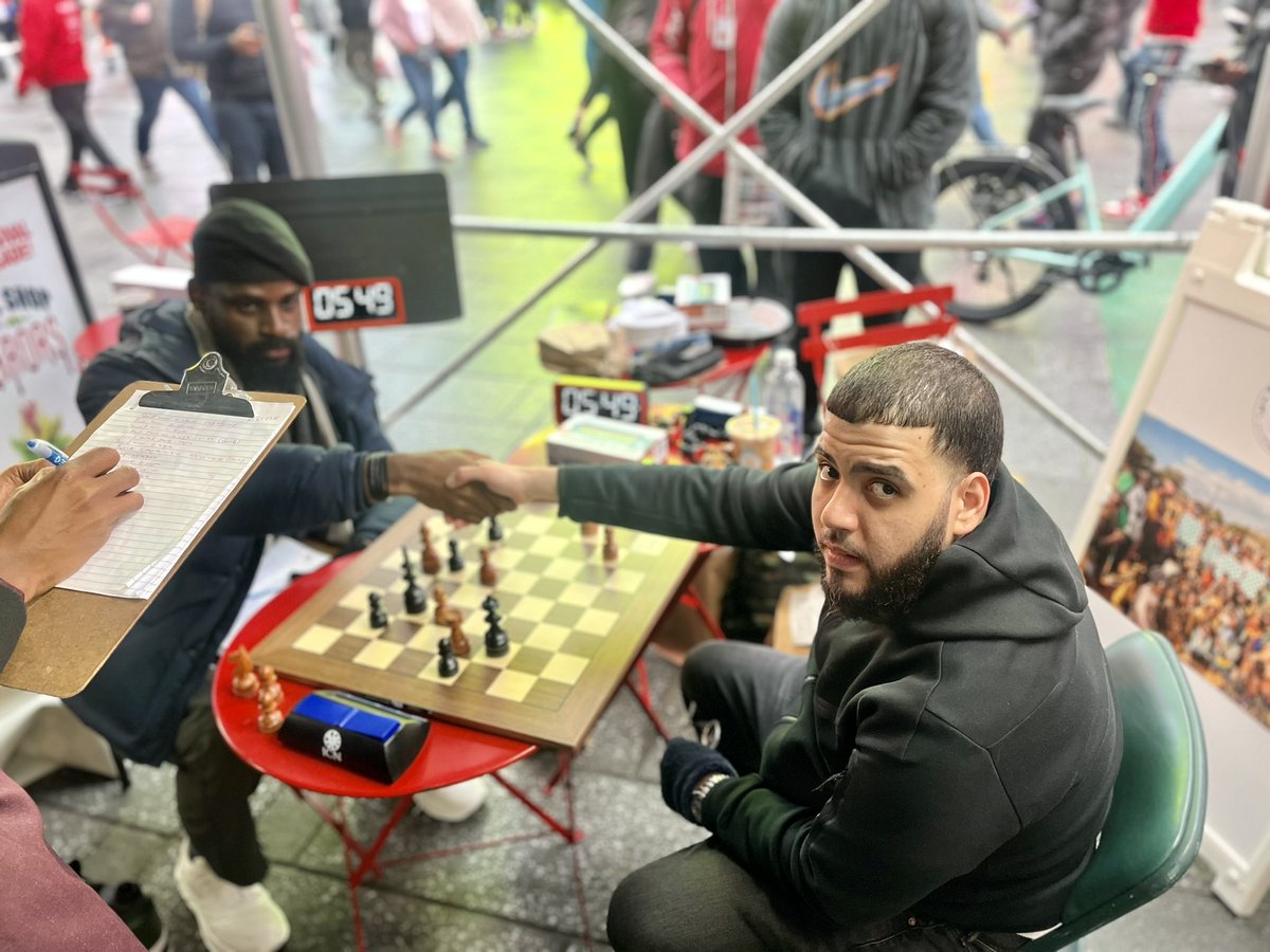 Tunde Onakoya beats a very worthy opponent and one of New York’s finest, National Chess Master Shawn Martinez! 6 hours down, 52 hours to go! #TundeChessMarathon