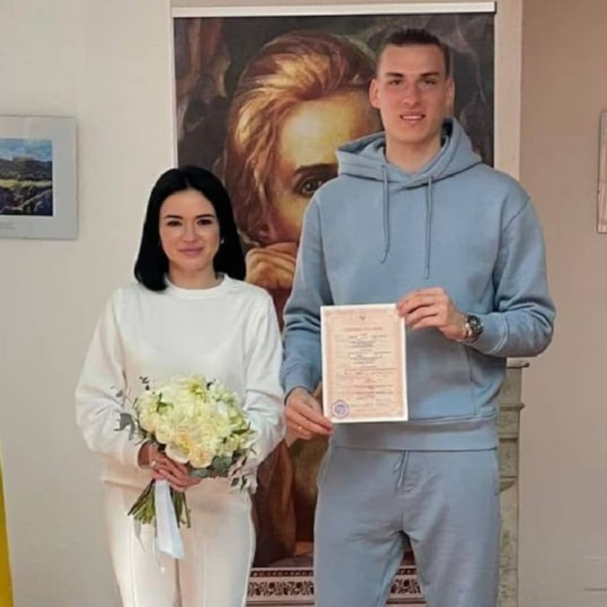 GivenLopez22's tweet photo. Como no voy a confiar en un tio que se ha casado en chandal.
Enorme! https://t.co/uFi6fDV4g8