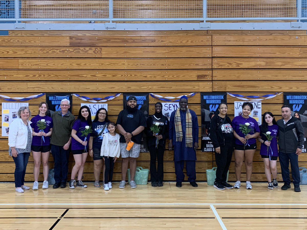 Happy Badminton Senior Night to Lillian Caron, Viviana Fajardo, Seyna Fall, Jasmine Langston, and Sheily Molina! #DubsUp @wbbadminton @WillowbrookHS1 @dkrausewb