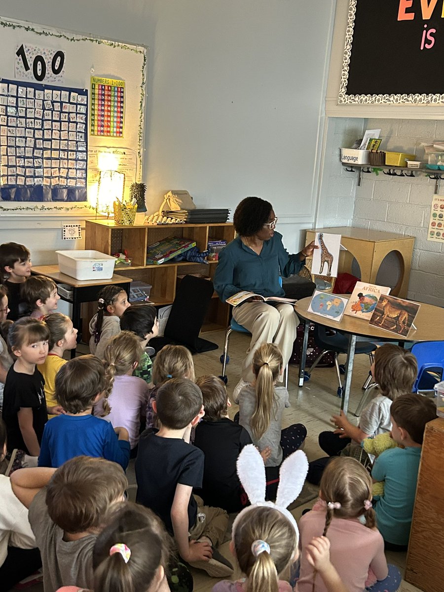 Today was our snuggle up and read day! We had author Ayo Wilson come to our room today to read her book “Meet My Africa” 🇿🇦🌍