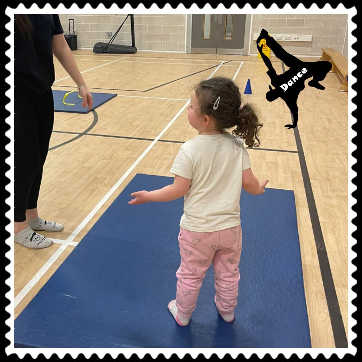 StarpicDanceProject tweet media