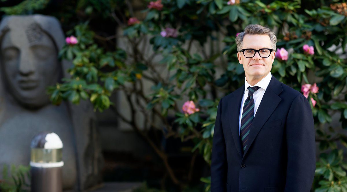 Please join us in congratulating Matt Aldrich, MD, appointed senior physician executive of @UCSFHospitals Capacity and Throughput. Read more about Matt and the position: tiny.ucsf.edu/fHbu8L @gropperUCSF @UCSFHospitals