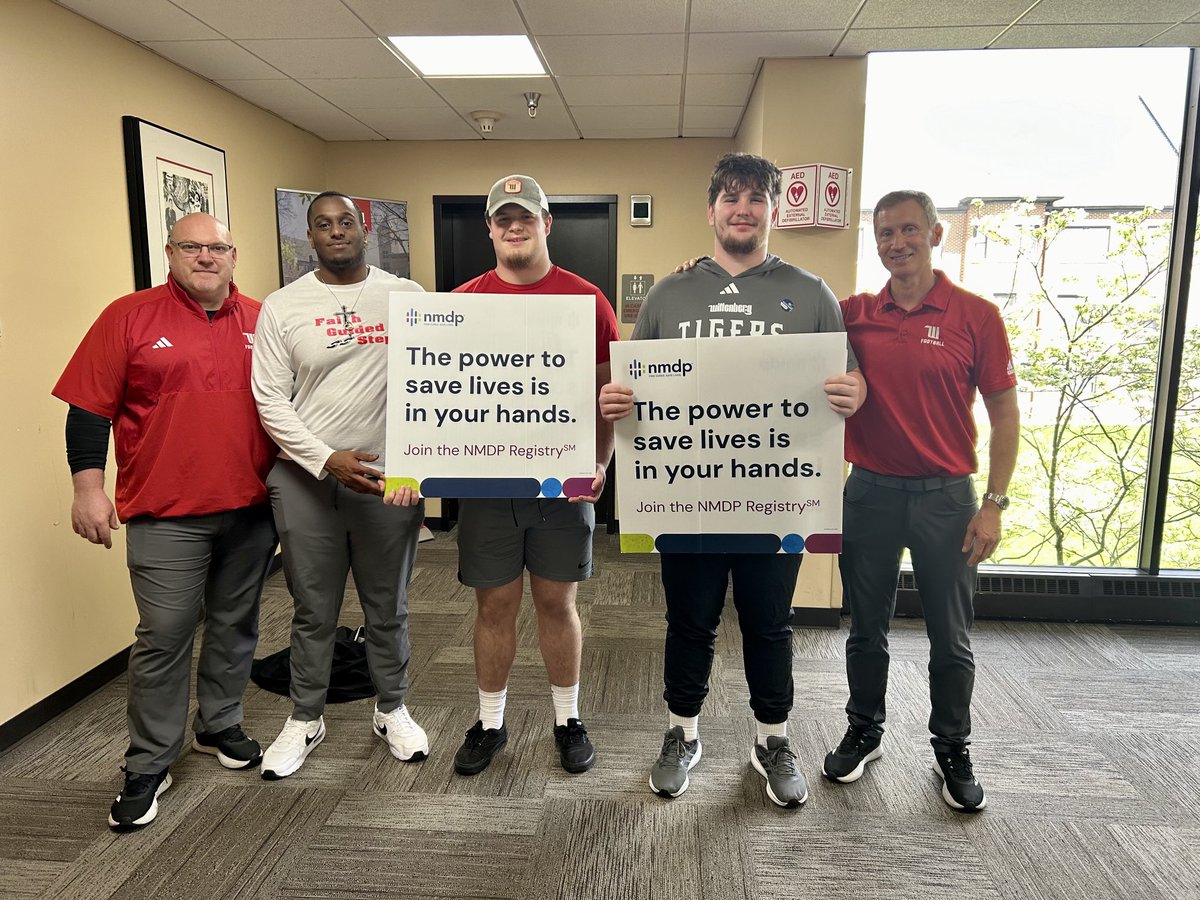 JimCollins_FB's tweet photo. Thank you to all of our football student athletes and everyone on campus who participated in and supported our registration drive for blood stem cell donors @nmdp.org ⁦@WittFootball⁩  It was a great day to be a Tiger! https://t.co/Iz5DuRFthe