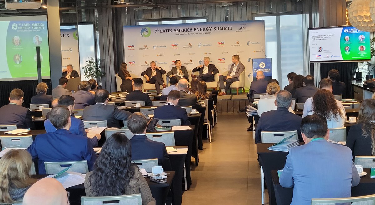 El pdte. de #ACEN, <a href="/sebanovoa/">Sebastian Novoa</a> , dijo en la #7thLatinAmericaEnergySummit que “el rol de las comercializadoras es subir a los usuarios a la transición, a través de la firma de contratos y generación de portafolios que permitan que las generadoras inviertan en tecnologías renovables
