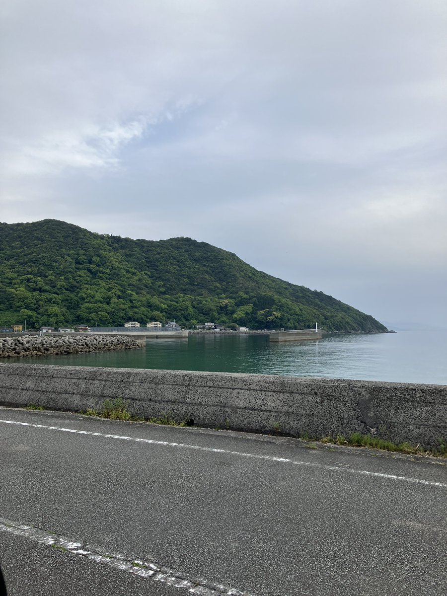 おはようございます😊
4月１８日木曜日(☂️)15°〜22°長潮
熊本県交通取締り
＜午前＞
国道389・荒尾市蔵満（スピー）
国道218・上益城郡山都町城平（歩行者）
＜午後＞
県道・熊本市東区平山町（携帯電）
国道265・阿蘇郡高森町高森（スピー）
国道3・水俣市大黒町（交差点）
仕事釣りご安全に！