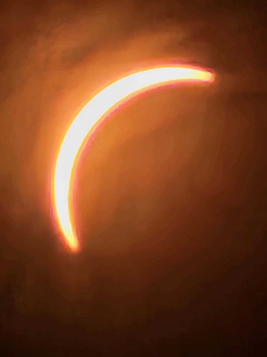 aamcdstar's tweet photo. Photos I took of the 2024 solar eclipse https://t.co/s9fiDeZihv