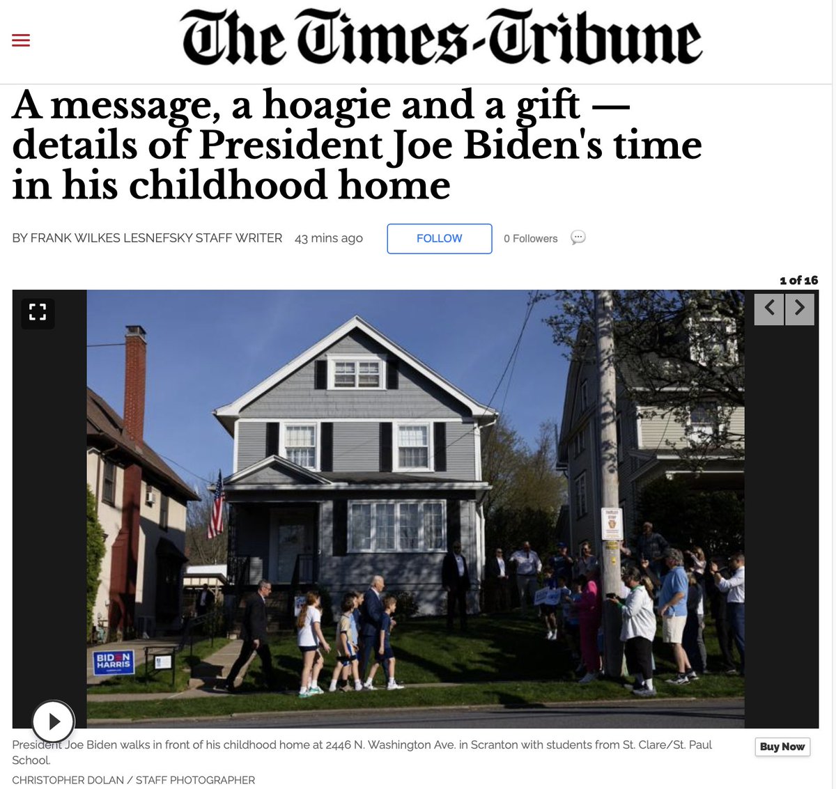 'At one point, Kearns said he asked Biden how it felt to be back [at his childhood home] as president. @JoeBiden had to stop to compose himself for a moment as he talked about his grandfather.' thetimes-tribune.com/news/election/…