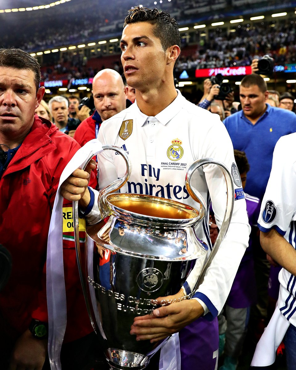 Apenas um clube conseguiu vencer a Champions League em anos consecutivos no atual formato, que termina esta época: Real Madrid Club de Fútbol.