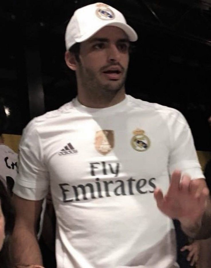 wandasgreys's tweet photo. HALAAAA MADRIDDDDD https://t.co/4dAyBOveys