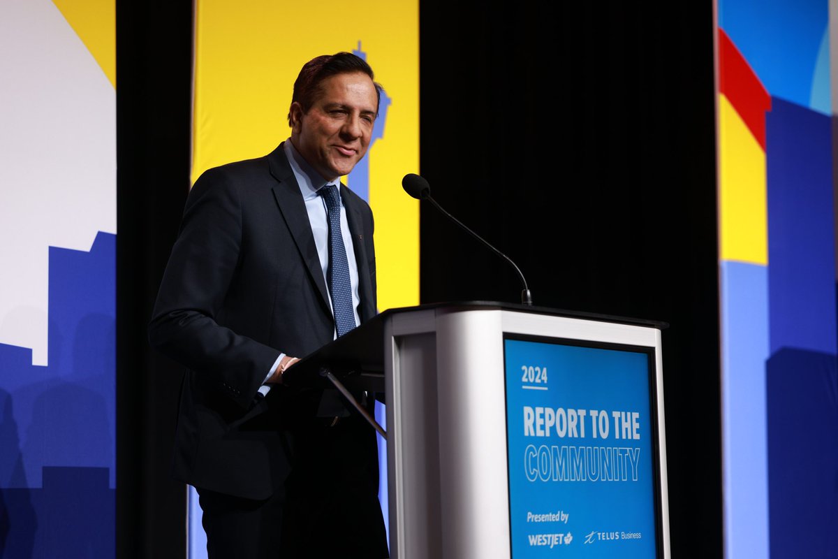 Welcome our other presenting sponsor to the stage! Navin Arora, Executive Vice President, TELUS & President, TELUS Business Solutions, Health, Agriculture, & TELUS Partner Solutions, delivers his remarks. #2024RTC is presented by @WestJet and @TELUSBusiness.