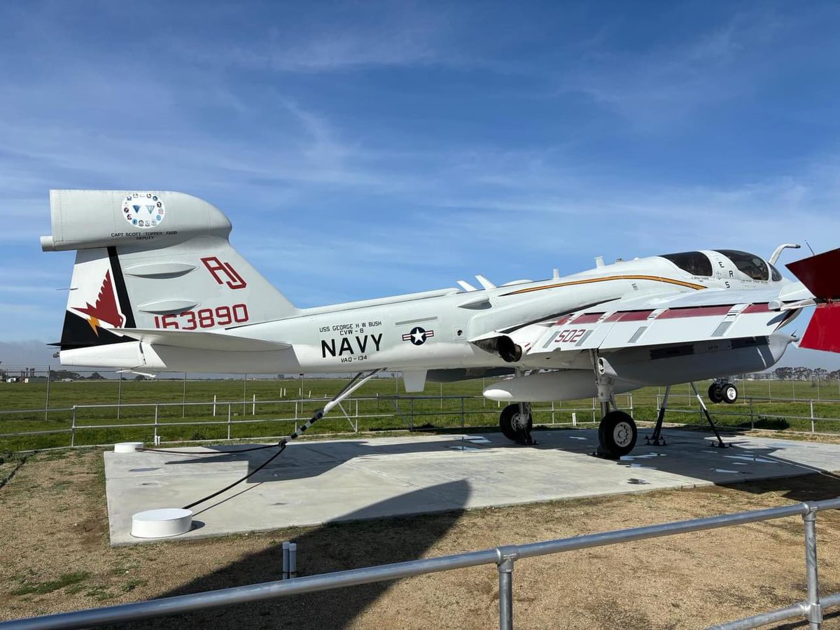 long_km's tweet photo. Exciting day at Naval Base Ventura County where the Naval Air Warfare Weapons Division added a EA-6B Prowler to their static display area at Missile Park. NAWC-WD played a significant role. Thank you to all who contributed to the success of the EA-6B program! #nbvc https://t.co/GPRHJ0zVY2