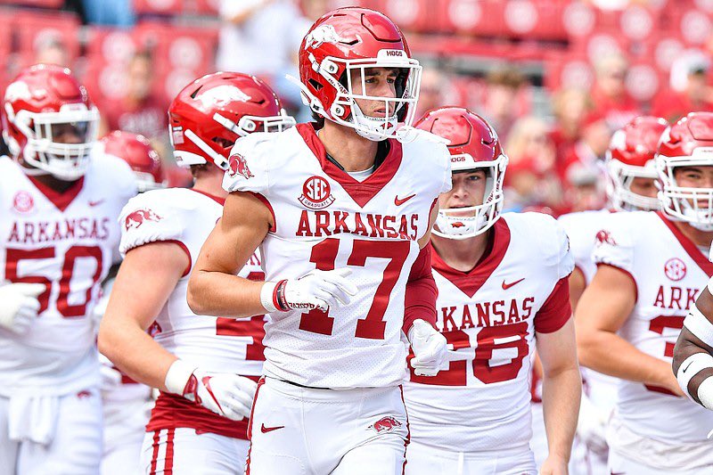 Blessed to receive an offer from Arkansas @ALLGASTRNG @adamgorney @SeanW_Rivals @On3Recruits @Rivals @_Coach_Austin @ChadSimmons_ @SWiltfong_ @RazorbackFB @ArkRazorbacks