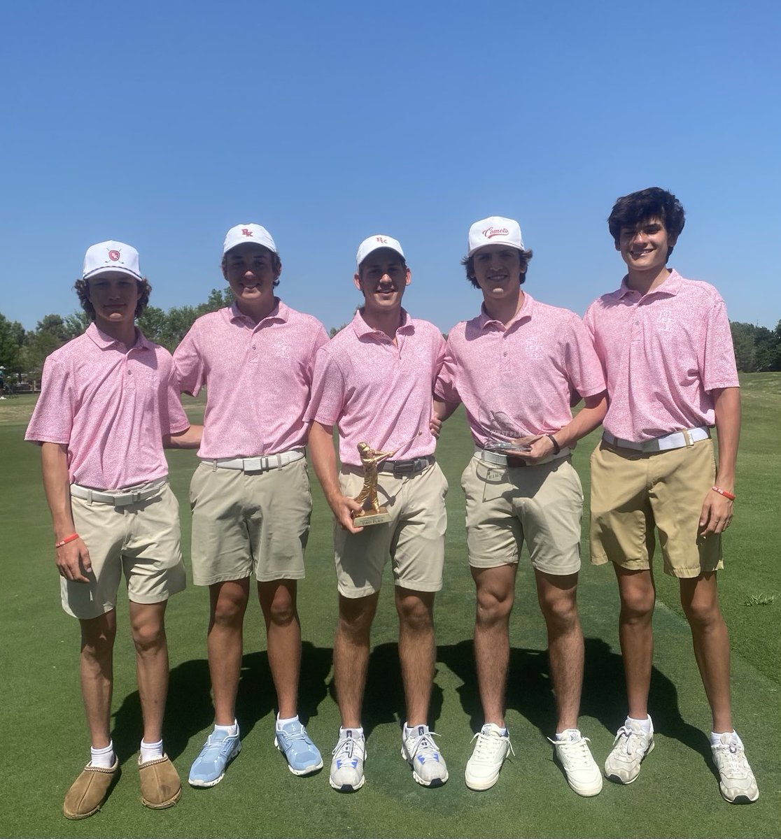 BKCometGolf's tweet photo. Boys win Skiatook Invitational at Bailey Ranch! Senior Will Hennessee birdied 4 of the final 6 holes to take medalist honors. Sophomores George Miley and Adan Beall finish with top 10 scores. https://t.co/plk7TSrGbW