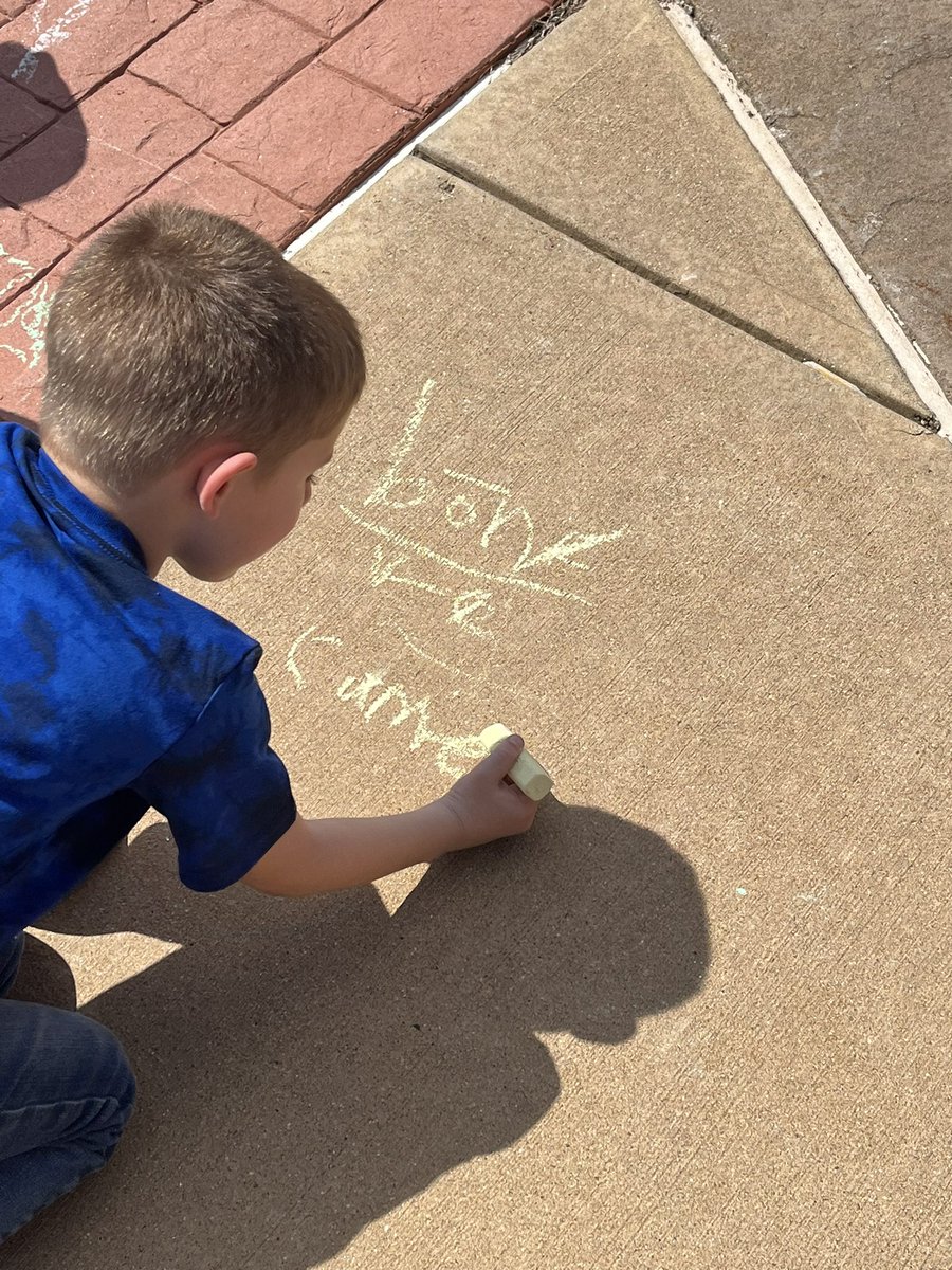 FUNdations is always better on a sunny day outside!! @BPSTeachLearn @BristolCTSchool @wilsonlanguage