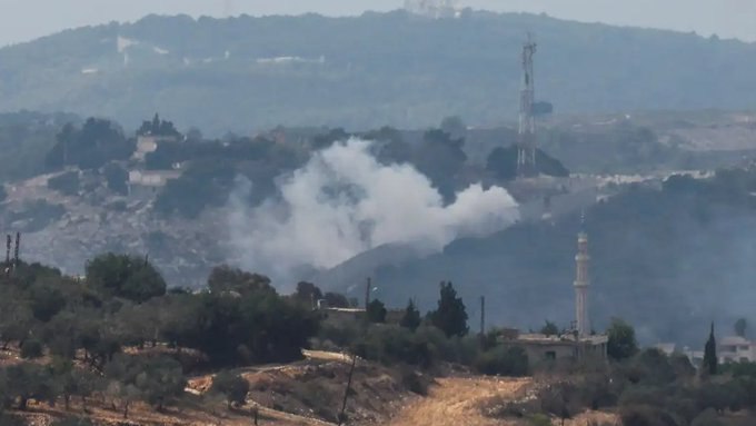 #Internacionales I (VIDEO) Al menos 18 heridos en un ataque de Hezbollah contra una base israelí cerca de El Líbano. #DLP #Líbano #Hezbollah ⬇️ lc.cx/xxSWGg