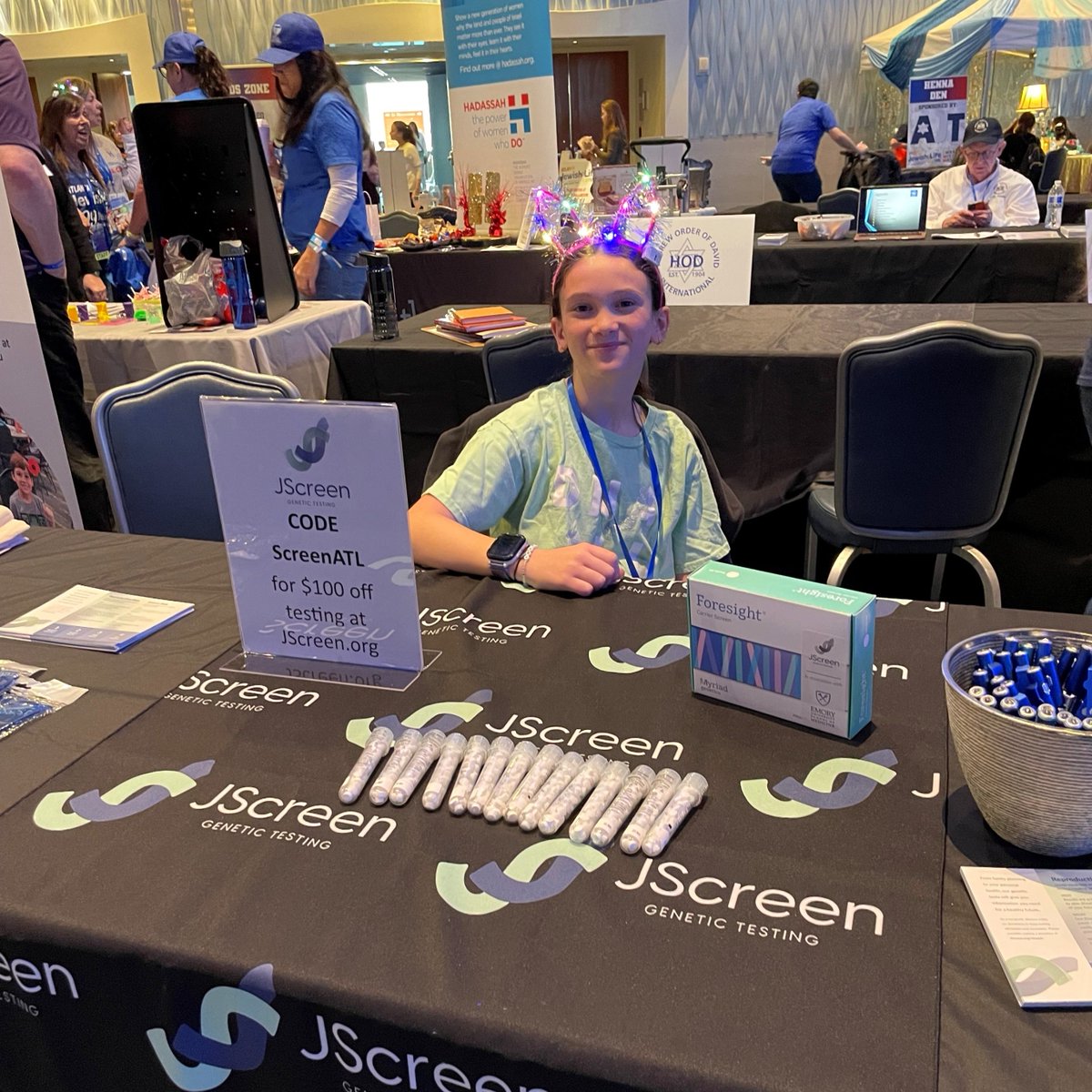 Thank you to the @atljewishlifefest for having us and our especially cute volunteer!

#getjscreened #genetictesting #geneticscreening #cancerscreening