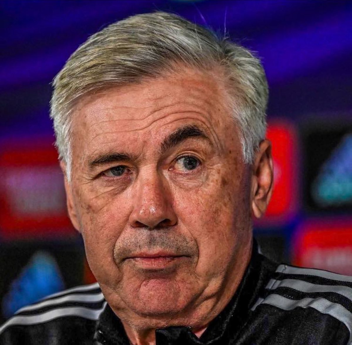 ⚪️ Ancelotti: 'You should never consider Real Madrid dead, because Real Madrid never dies.' #RealMadrid