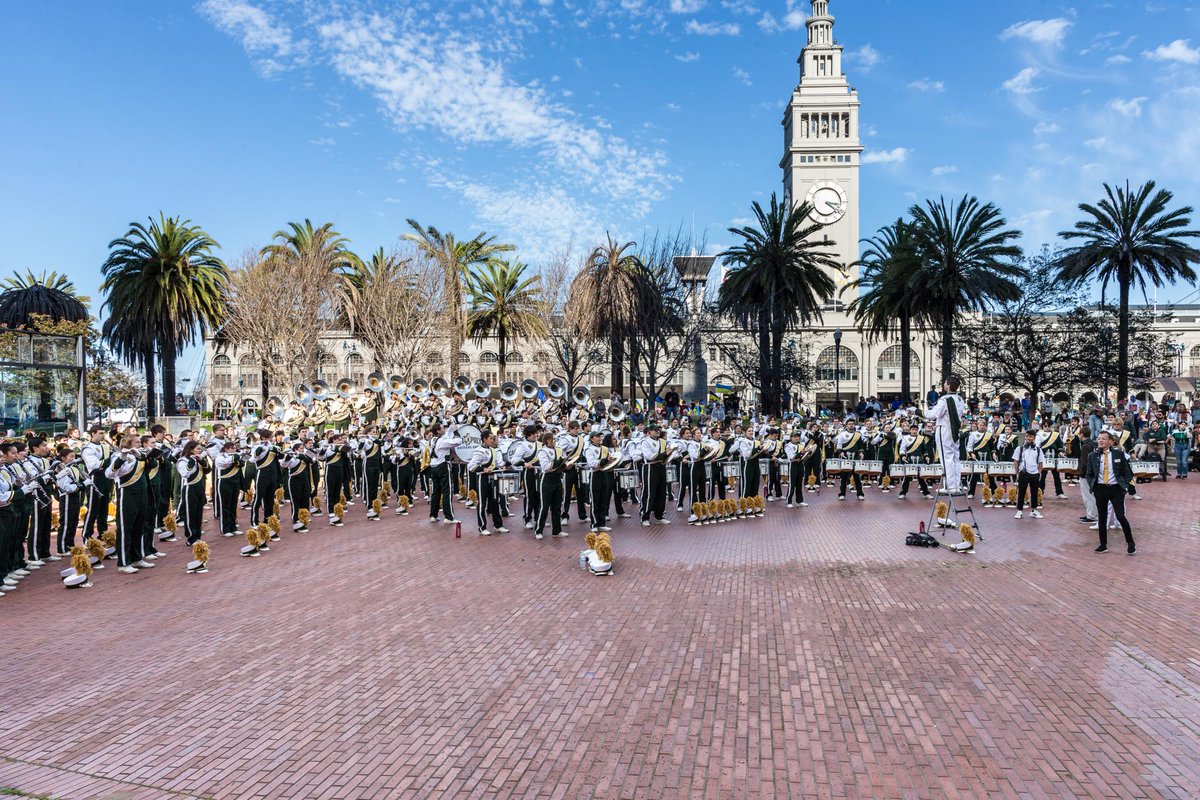 🎉 What an exhilarating experience it was for the Mustang Band as they hit the streets of San Francisco for the 2024 Chinese New Year Parade! 📯 🔗 Read more about our Mustang Band at calpoly.edu/news/one-big-b…