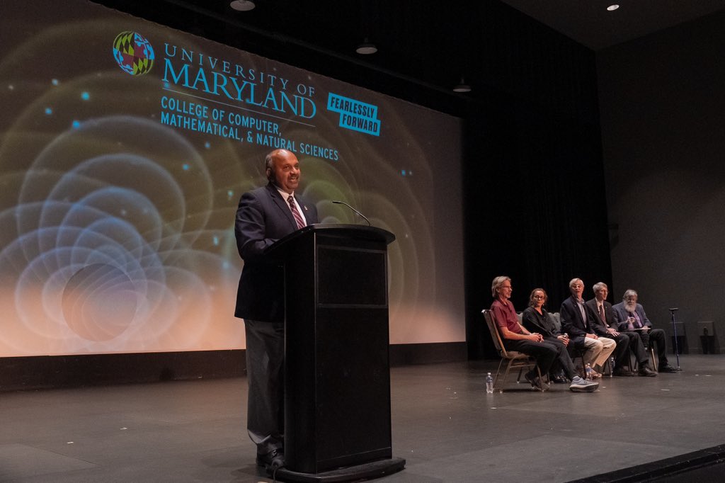 It was an honor to introduce these distinguished panelists! Their stories of perseverance and even a little luck were motivating for me and all of the scientists in the audience.