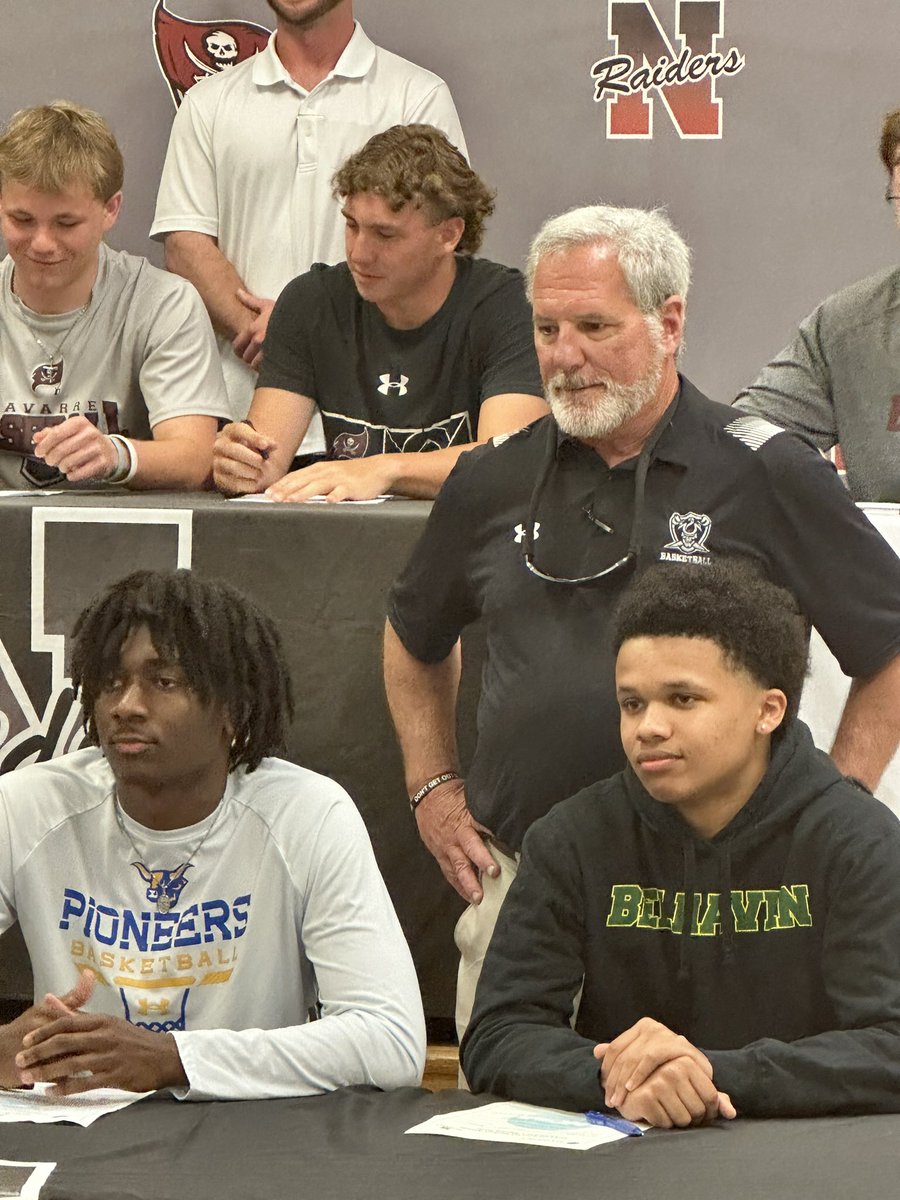 ForrestCharlesT's tweet photo. The moment we have been waiting for…SIGNING DAY! Jonah signed his official letter of intent to attend Belhaven University for basketball! 
And congrats to Darius Cunningham for signing to attend Alfred State College in Alfred, NY! @jonahforrest9 @Darius_C24 @BelhavenMbb https://t.co/eiFCEYXOxI