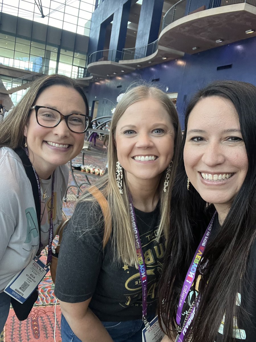 Holly Green tweet media