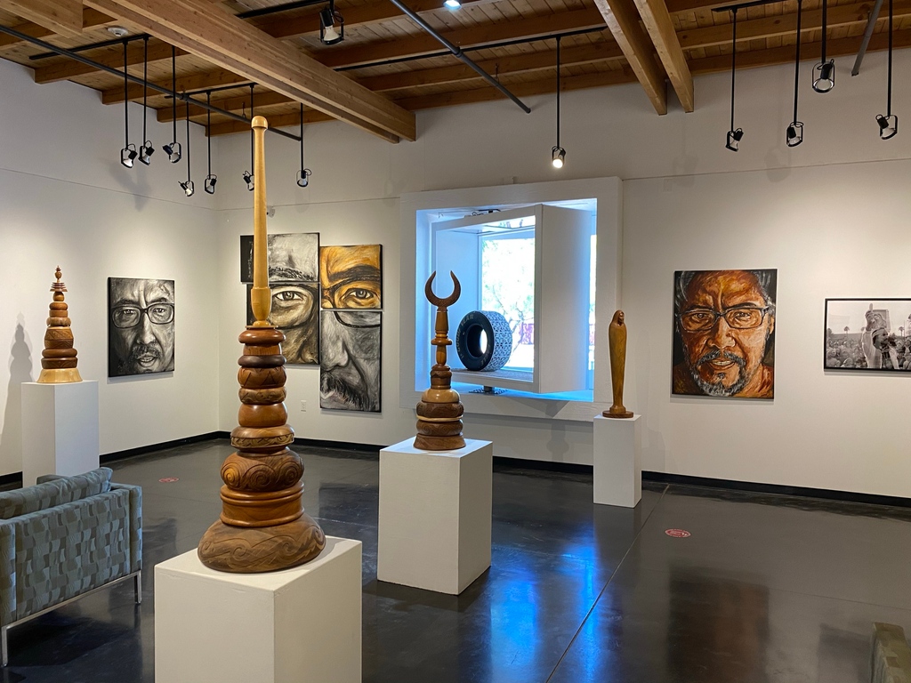 westvalleyarts's tweet photo. With arts funding facing unprecedented challenges throughout the region, we are calling on our community and challenging you to help ensure that the Arts HQ Gallery continues thriving and serve as a cultural beacon in the West Valley.

👆🏽Follow the link in bio to make an impact! https://t.co/JZahCwyhGv