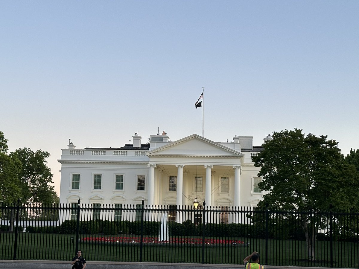 Would like to give a special thanks to all of the Washington Radiologists with WSRS for the great experience at the capital lobbying for important future directions in medicine, including residency positions and imaging protocols #WSRS #ACR2024 #Radiology #esfcom