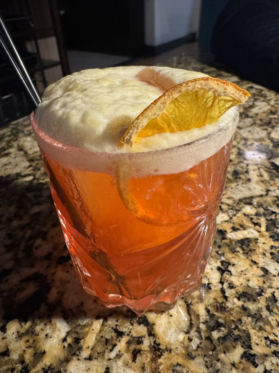Negroni topped with Prosecco foam. 🥂