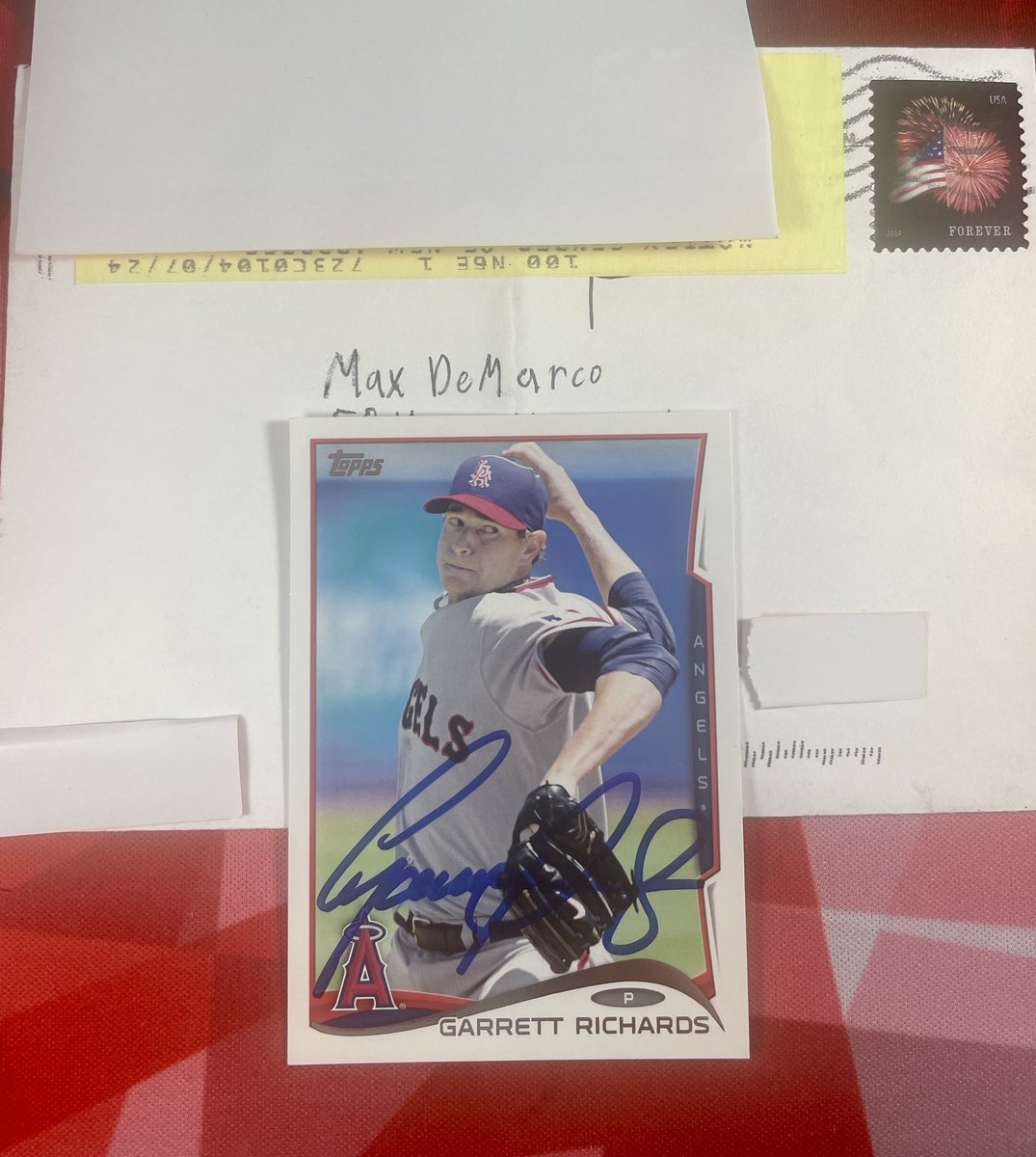 OH MY LORD I mailed this to <a href="/GRICHARDS26/">Garrett Richards</a> a full decade ago asking for his autograph and am THRILLED to have received this in the mail today.

Thank you so much Garrett! 

This will be cherished and kept forever.