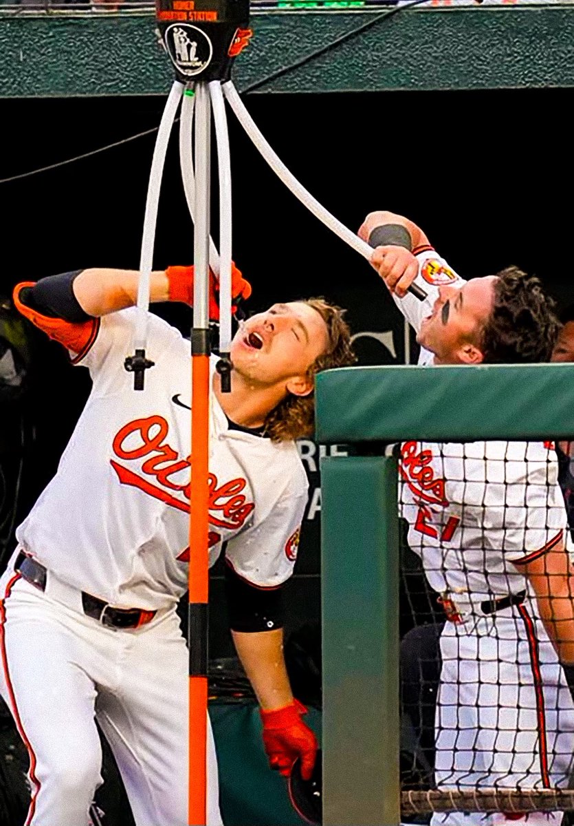 frankmikesmith's tweet photo. The Orioles debuted their Home Run “Hydration Station”

It’s incredible, but does it make the list of greatest props?

Some of these are genius ⬇️ https://t.co/bl2aEaRpSc