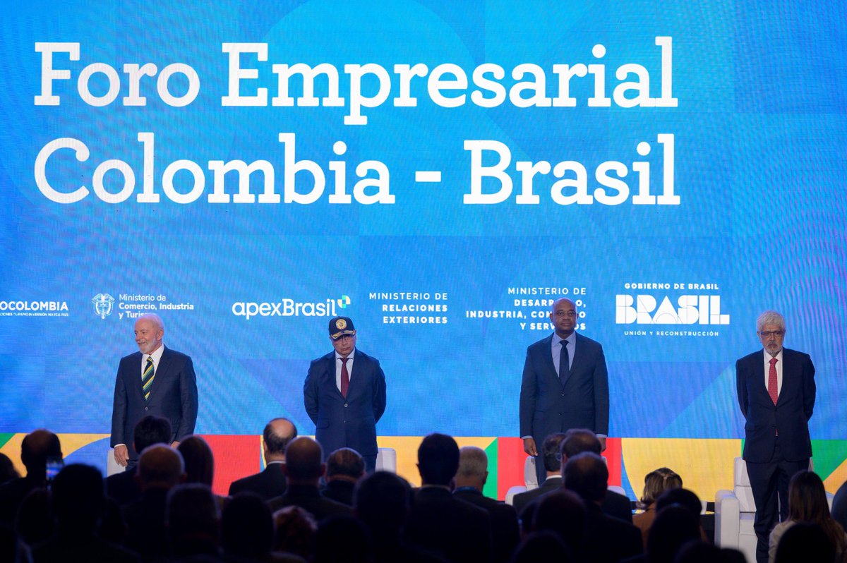 Acompañamos al presidente @petrogustavo y a su homólogo de Brasil @LulaOficial al Foro Empresarial Colombia-Brasil, organizado por @PROCOLOMBIACO y @ApexBrasil, donde se abordaron temas relacionados con negocios, asociaciones e inversiones binacionales, pero especialmente de ver…