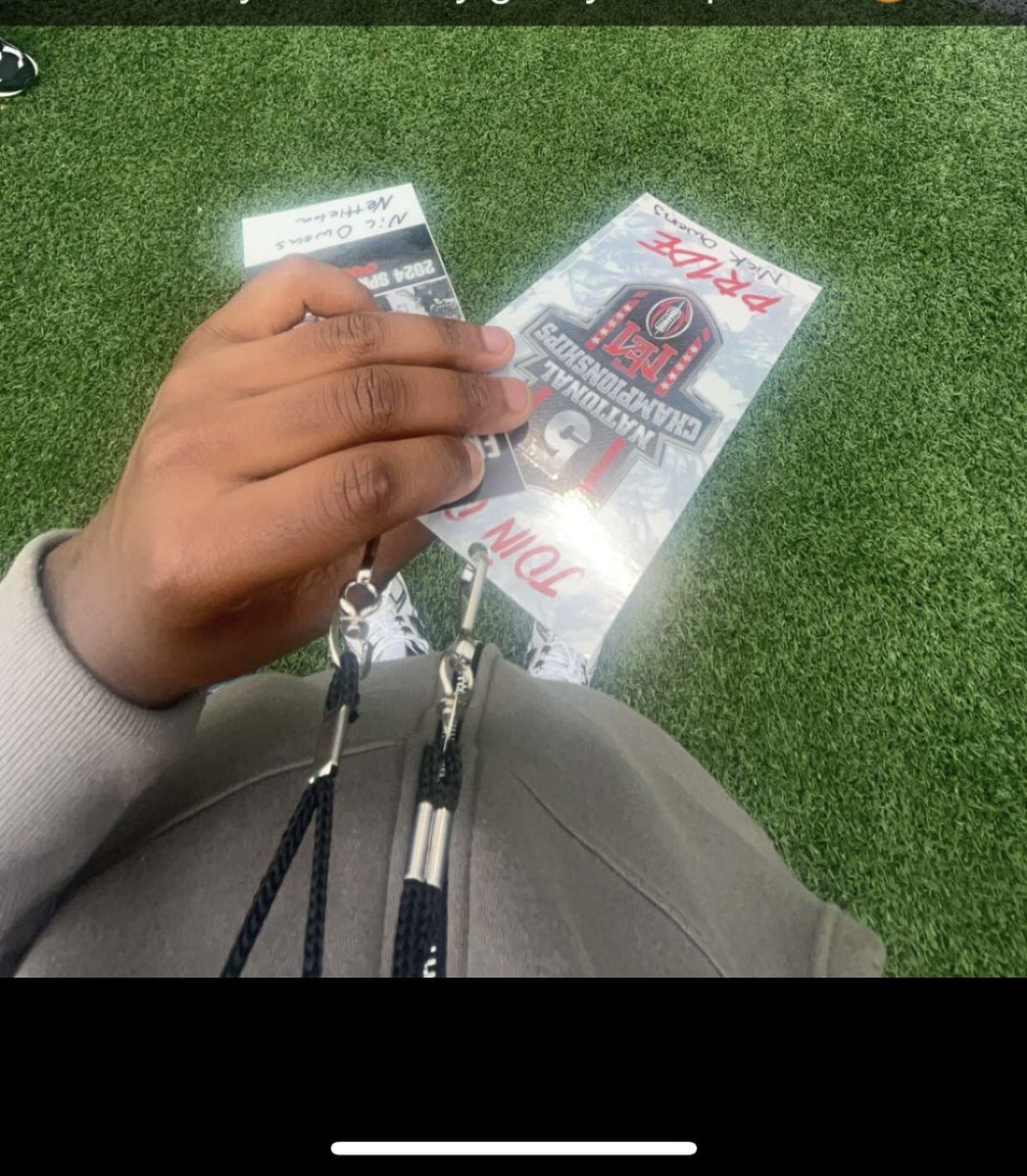 Nik_Owens16's tweet image. Love tha vibes coach ,Preciate the invite and hospitality ‼️#EMCC @CoachPope90