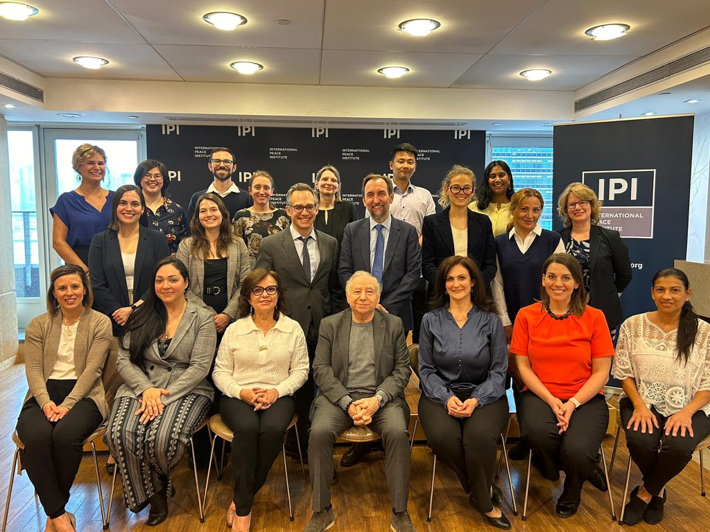 It was a pleasure visiting @ipinst this afternoon to meet with the wonderful team there and learn more about the impactful work they are doing.