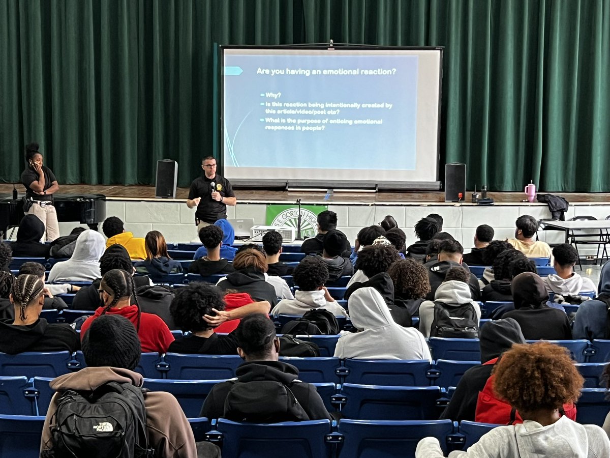 Another exciting MBK assembly with @yonkerspd, our MBK @GortonHS 9-12 students, and our 7th and 8th grade MBK students from School 16. #Milestone3 #Milestone6 @Prin_MoralesGHS @DrVVasquez @RcollinsJudon @YonkersSchools @YonkersMBK