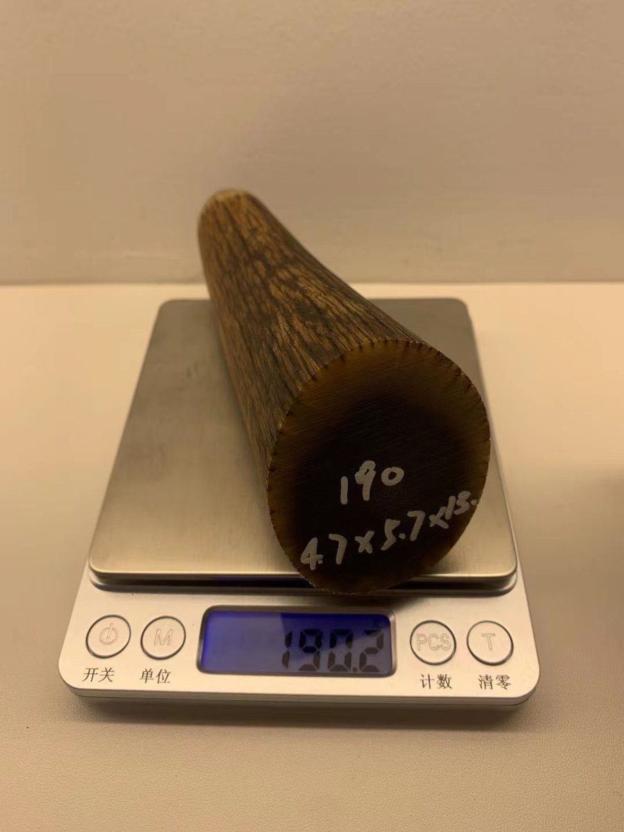 yuhui94's tweet photo. 三个小尖子纯正一手货源犀牛角虎骨象牙等精品文玩 微信 fozhu1777 #犀牛角 #虎骨 #象牙 #文玩 #中药 #养生 #壮阳 #走私 #中医 #药材 #珍稀动物 #牛黄 #甲流 #癌症病人 #抗癌 https://t.co/TYuODJZh2v