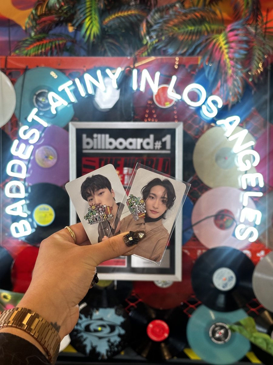 jxstnxtty's tweet photo. coachella bias wreckers call me ๐ @hello82LA #82Valley #ATINYZONE #ATEEZ #์์ดํฐ์ฆ #hello82 #hello82LA #82playground https://t.co/5wS2gJKZJD