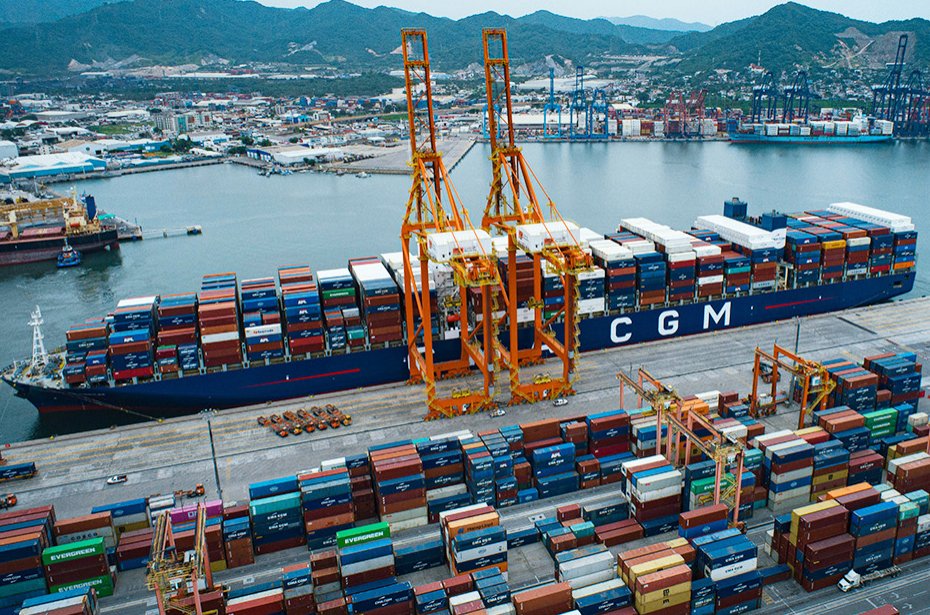 CMA CGM announces peak season surcharges from Asia to Africa 

#CMACGM

 bit.ly/3JnmHdy