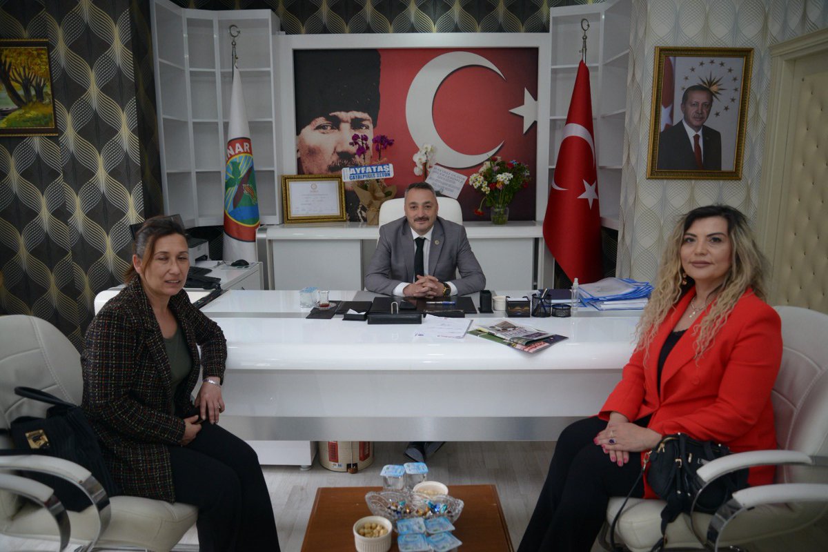 Çatalpınar Belediye Başkanımız Sn.Ahmet Özay’a hayırlı olsun dileklerimizi ilettik.Kendisine başarılar diliyoruz.