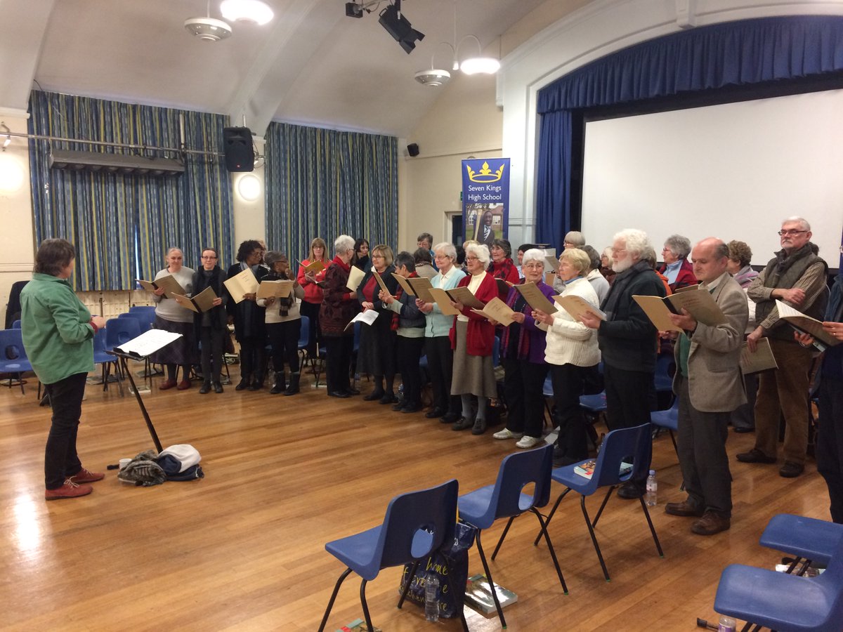 Come and sing with us! Open rehearsal this Friday, 12 April valentinesingers.org.uk @redbridgecouncil @do_morered <a href="/makingmusicuk/">MakingGaming</a> #choirs#singing <a href="/ISM_music/">ISM</a>  <a href="/londonchoirs/">London Choirs</a>