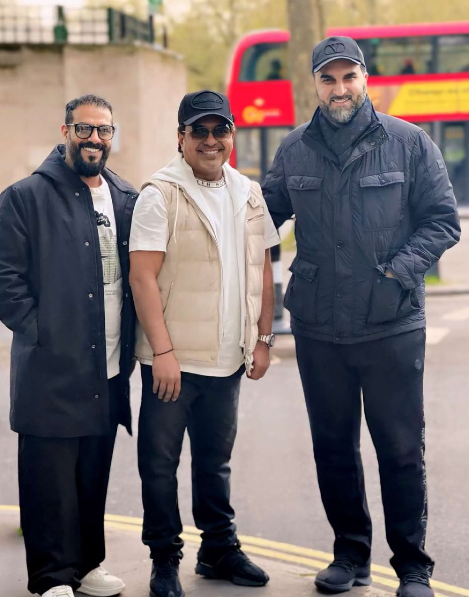 trf955's tweet photo. الوسيم جدا #راشد_الماجد  🤍 https://t.co/VMaadi62ln