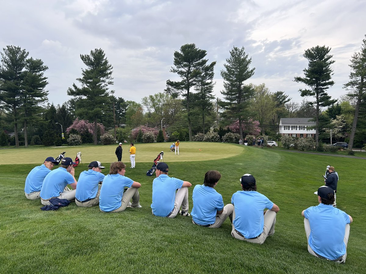 Hounds hand Calvert Hall their first loss of the season in a 12-9 W. Super solid golf in the baby blues.

#scary