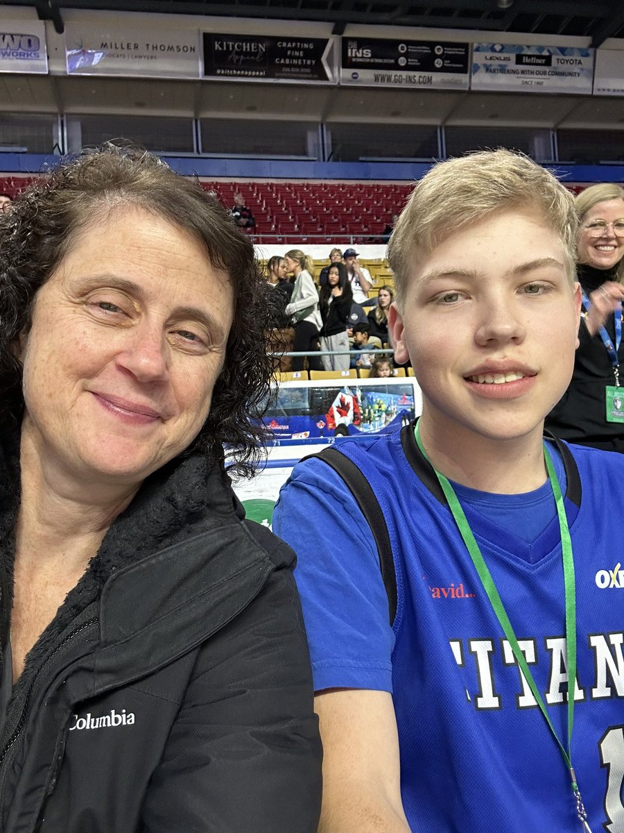 JenniferB75's tweet photo. Look who I found at the @kw_titans game tonight!  Supporting @CHFHope! Thank you for your continued support! ❤️ https://t.co/eg7noityod