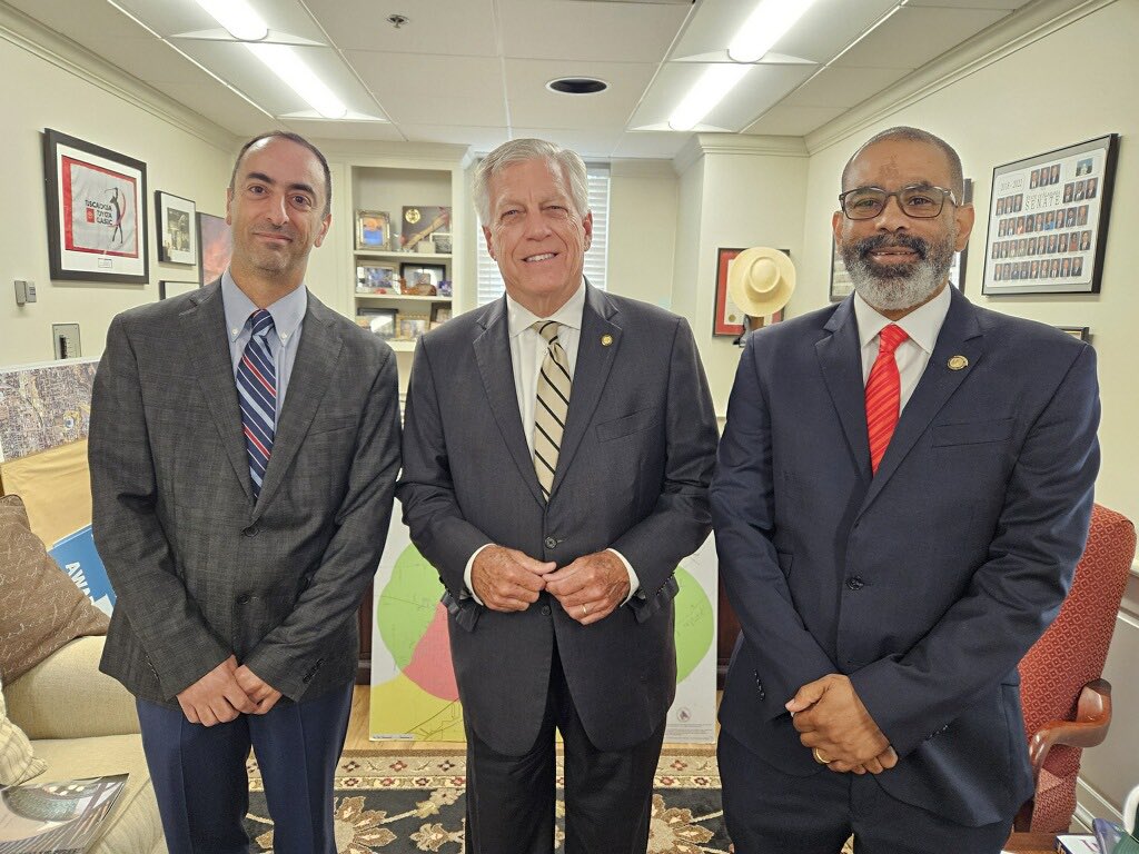 AlabamaACC's tweet photo. Chapter Gov @fadighage and Advocacy Chair @wqfoster had a productive day on the Hill in Montgomery today! Thank you @almedassoc for hosting our Specialty Day on the Hill. @Cardiology https://t.co/mZozSg4ddL