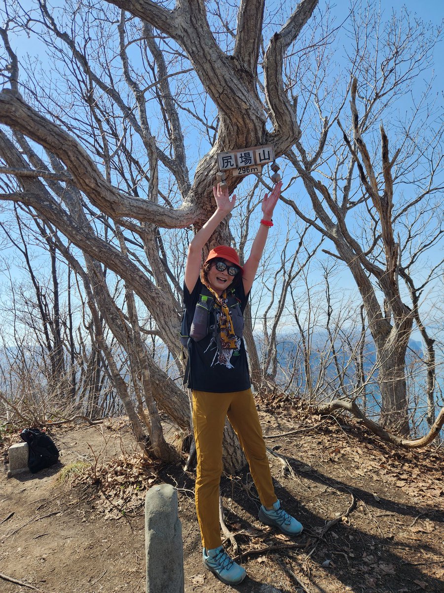 emijyojyo's tweet photo. 13日土曜日は残雪の🗻
14日日曜日は初夏の🗻
遊びまくった https://t.co/PDJEVDAt4r