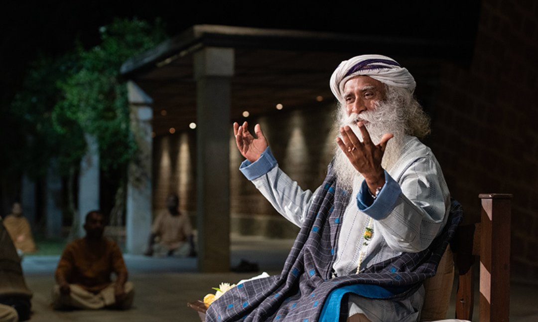 MaronMary76009's tweet image. «No puedes controlar lo que el mundo te lanza. Pero lo que haces de ello es cien por ciento tuyo. Sri Rama es un ejemplo de esto».

-Sg

#SadhguruEspañol #FrasesDeSadhguru #Frases #FelizMartes #Karma #Rama