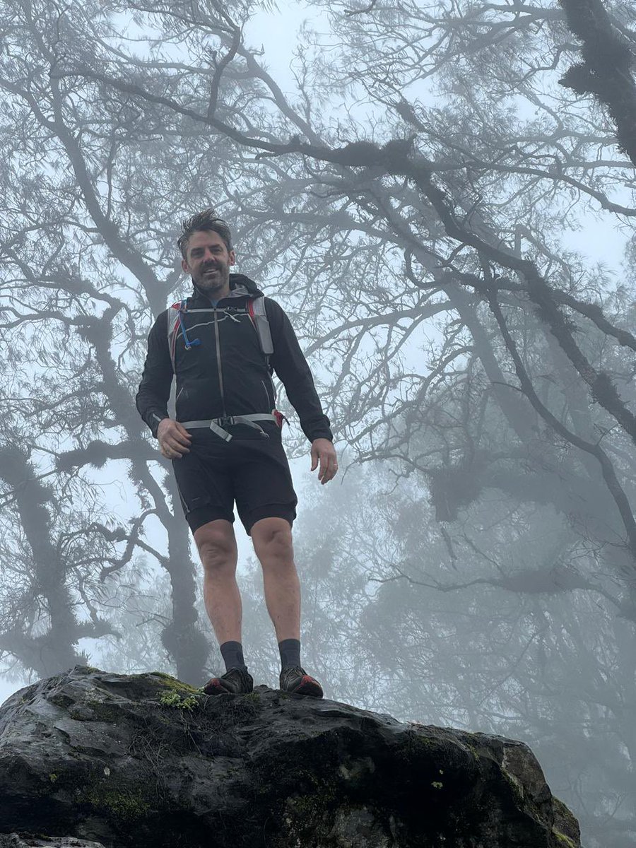 heyitsgeorg's tweet photo. A benefit of going #pathless.
You can go on a beautiful Thursday morning hike with friends whenever you feel like it. https://t.co/rEM9auf9T9