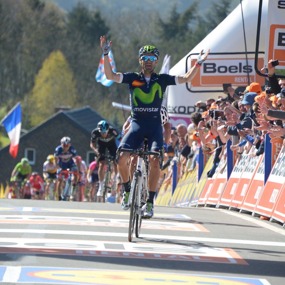 🥳Souhaitons un excellent anniversaire au roi du Mur de Huy et quintuple vainqueur de la #FlecheWallonne,@alejanvalverde! 🥳Let's wish a very happy birthday to the king of the Mur de Huy: @alejanvalverde!