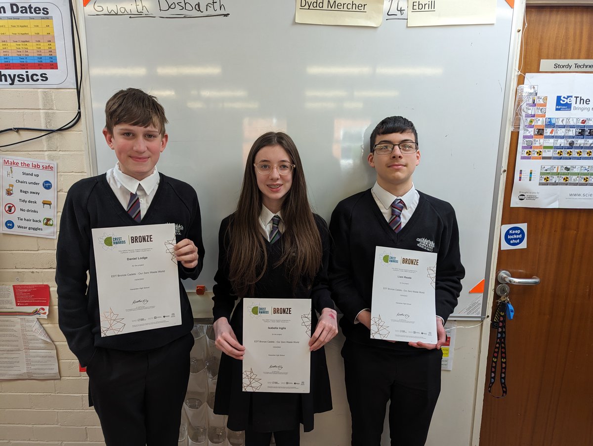 Well done to our @TheEDTUK #BronzeCadets this year for successfully completing their @CRESTAwards as well. Lots of hard work by these three to achieve this. Fingers crossed for the presentation day in June, where they are nominated for best teamwork.