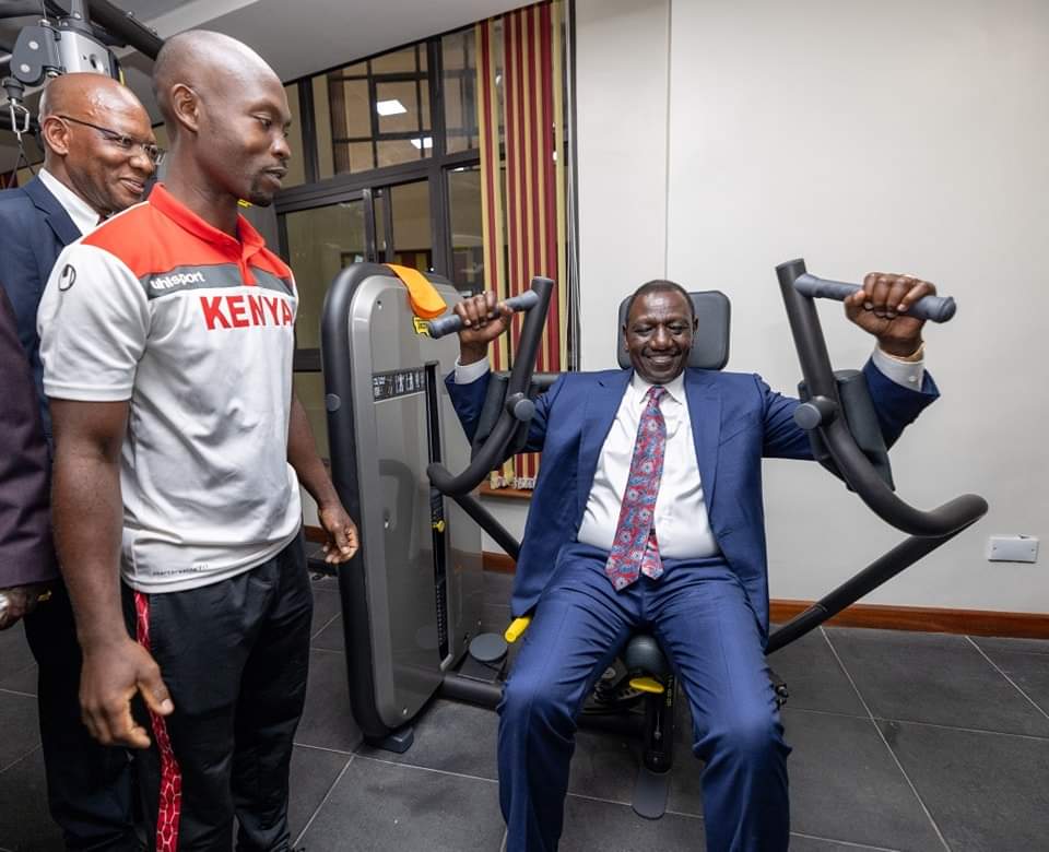 The President H.E @WilliamsRuto testing a gym equipment at the newly opened members health club situated at the ultra modern Bunge Tower.